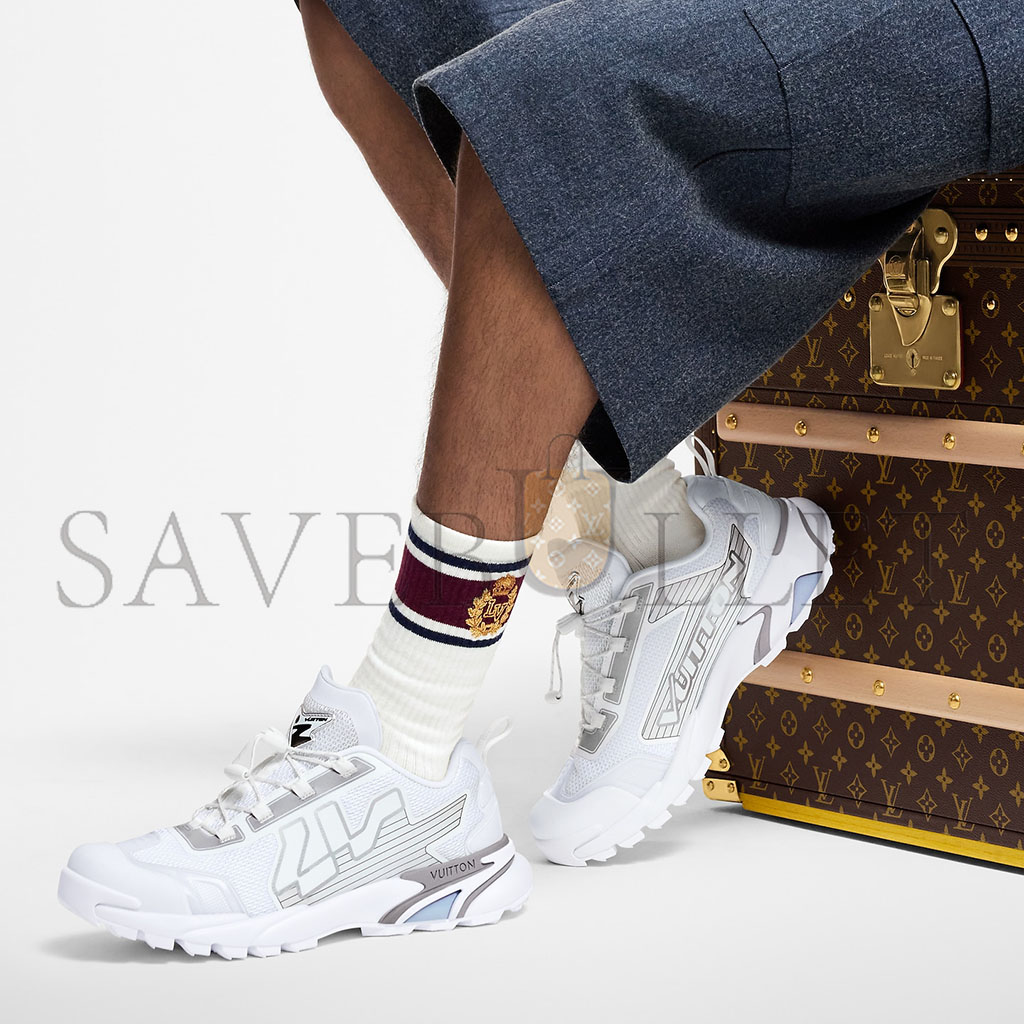 LOUIS VUITTON LV RUNNER TATIC SNEAKER 1ADGZF